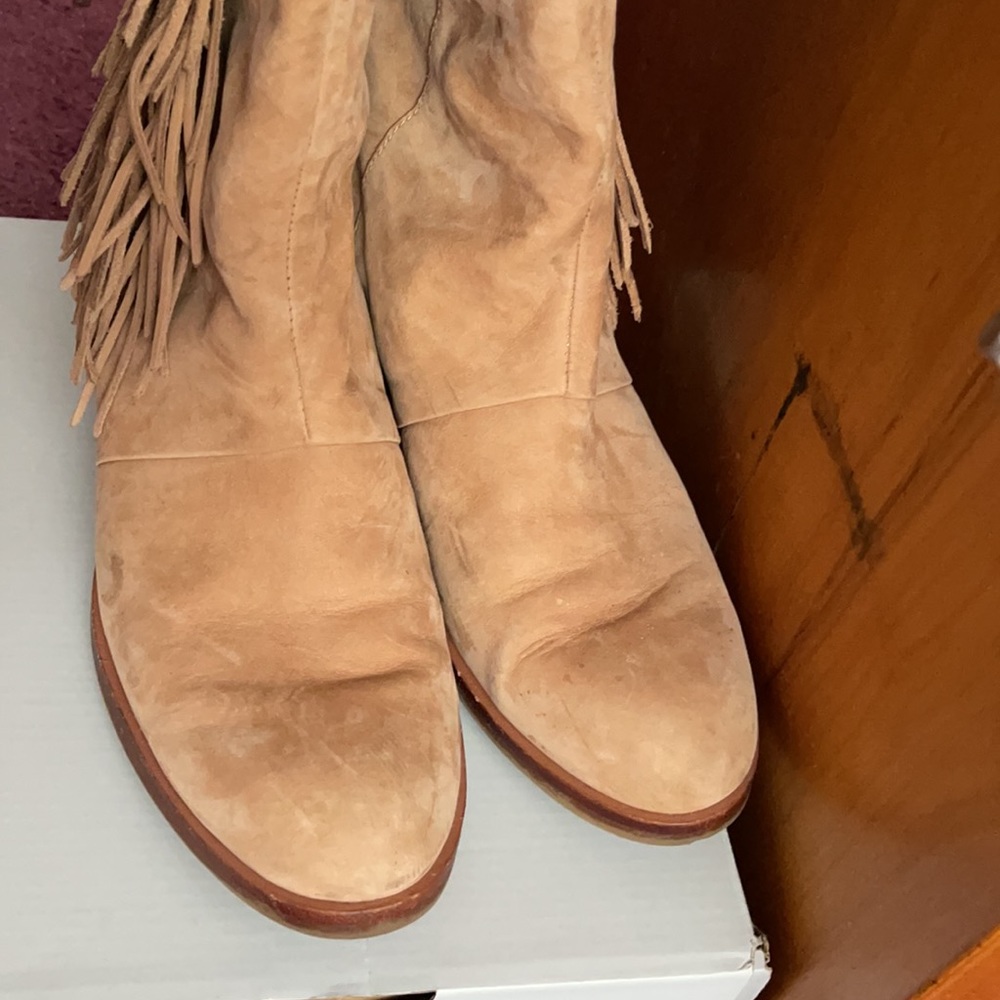 tall boot - Picture 5 of 6
